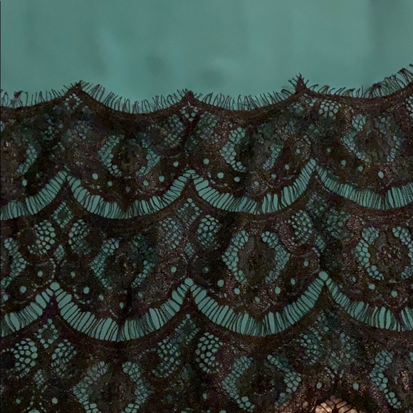 Tank top blouse with lace - Picture 2 of 3